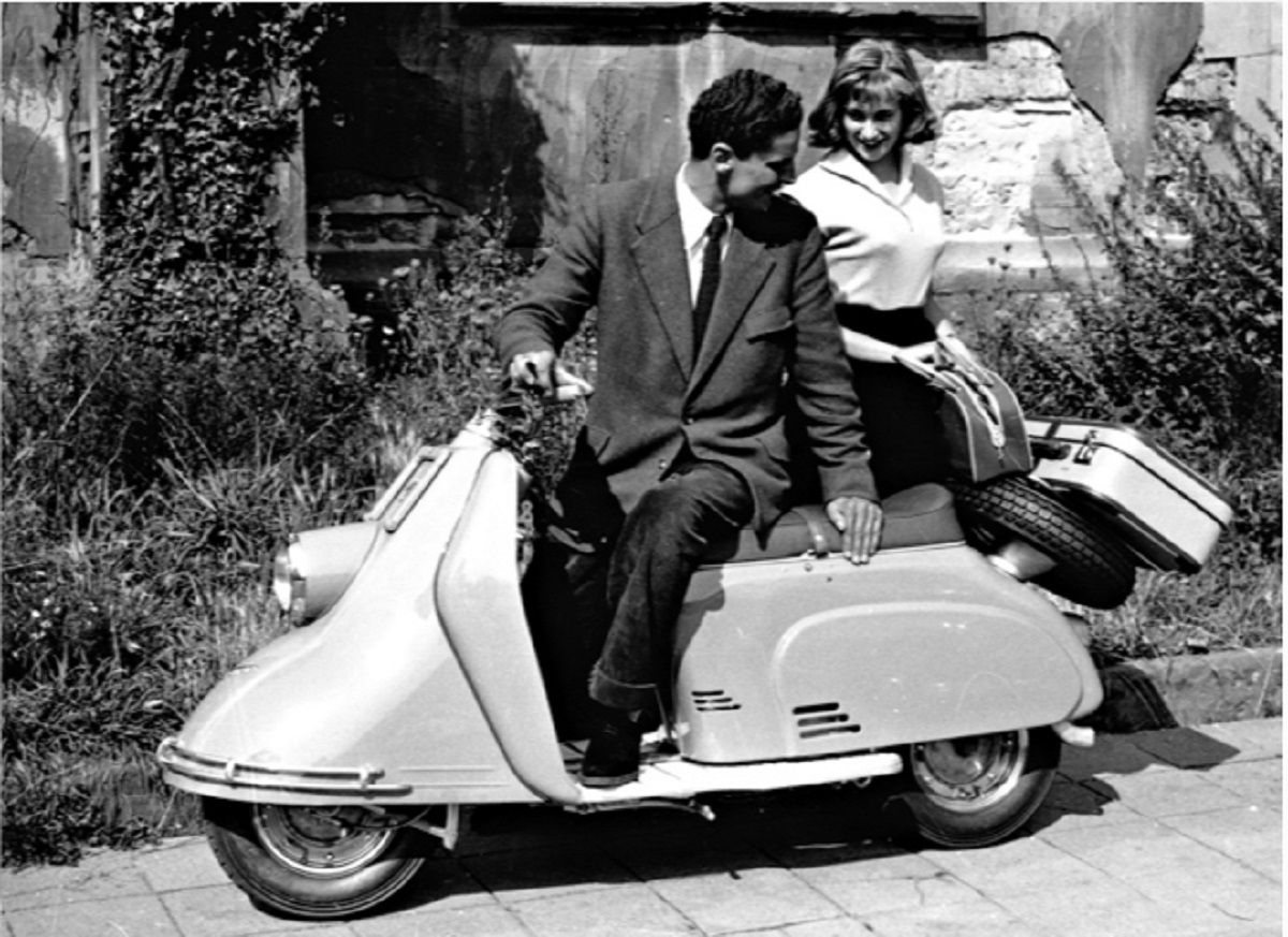 Selain Vespa, Ini Deretan Skuter Klasik Legendaris yang Jadi Buruan Kolektor
