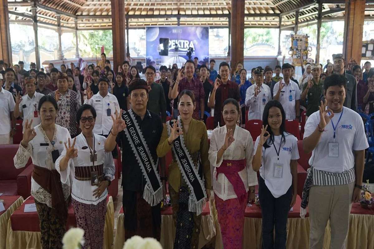 Pengukuhan Ayah dan Bunda GenRe Jembrana, Fokus Wujudkan Generasi Muda Berkualitas