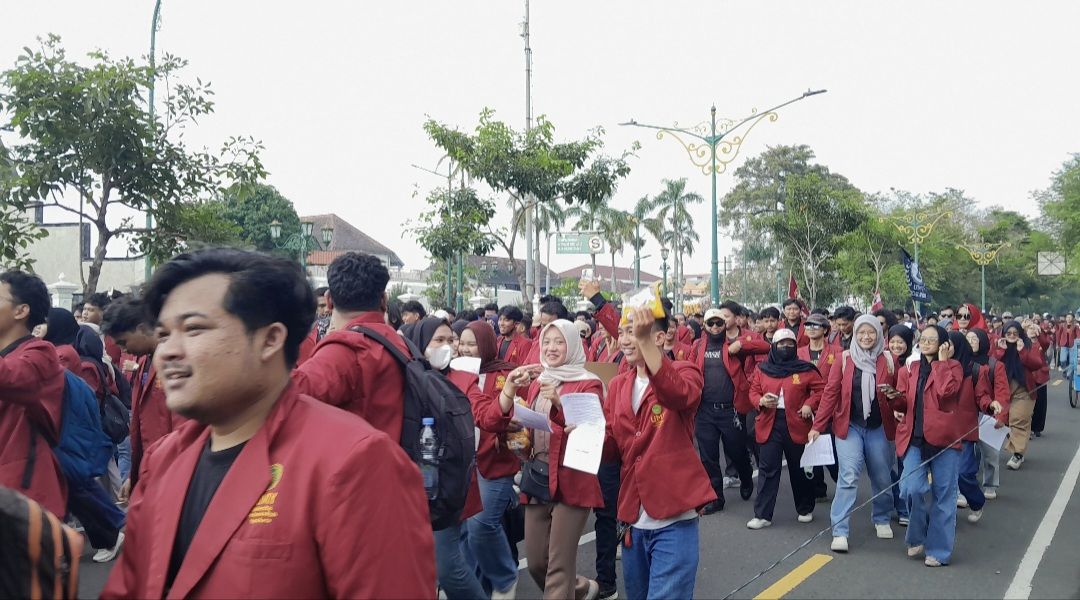 Ribuan Mahasiswa Aliansi UMY Bergerak Kepung Titik Nol Jogja Hari Ini, Suarakan 8 Tuntutan Pembebasan Nasional