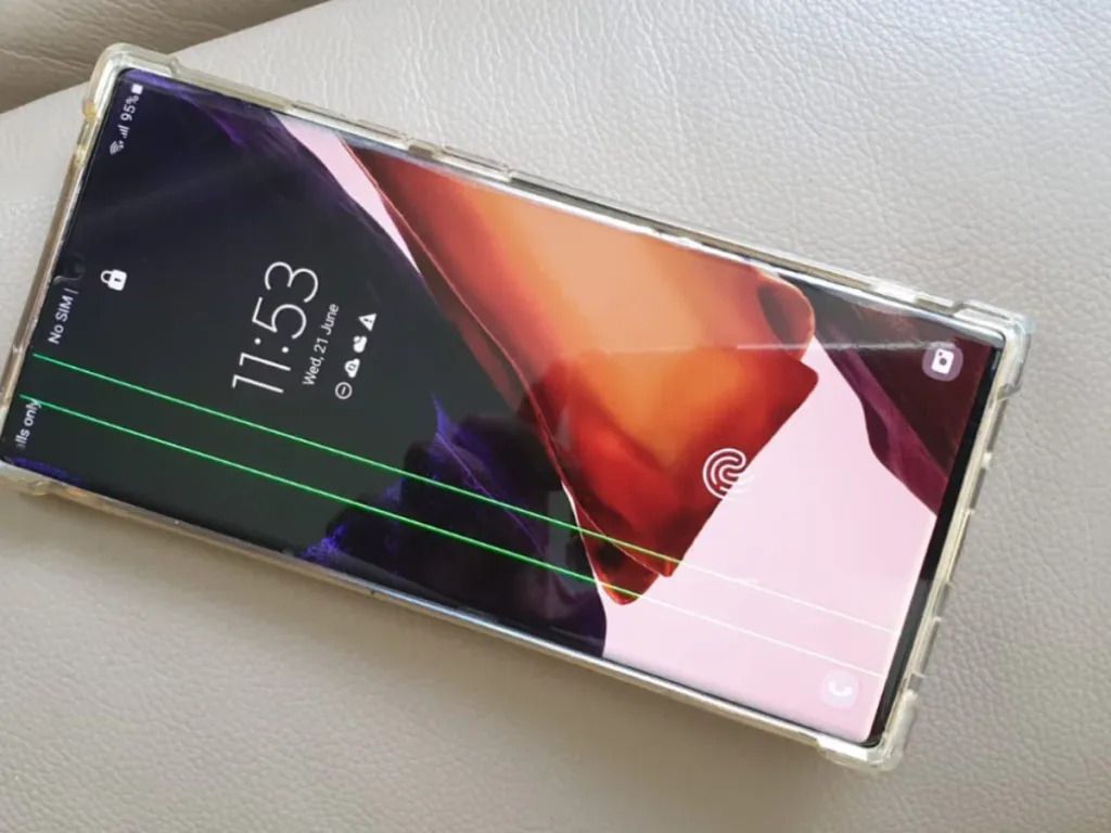 Bisa Hilang atau Harus Ganti Layar? Ini Solusi Green Line HP Samsung