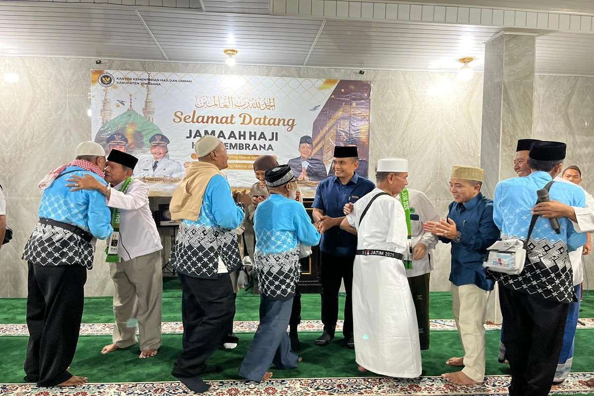 Penuh Haru, Kepulangan Jemaah Haji Jembrana 2026 Disambut di Masjid Baitul Muhtarifin