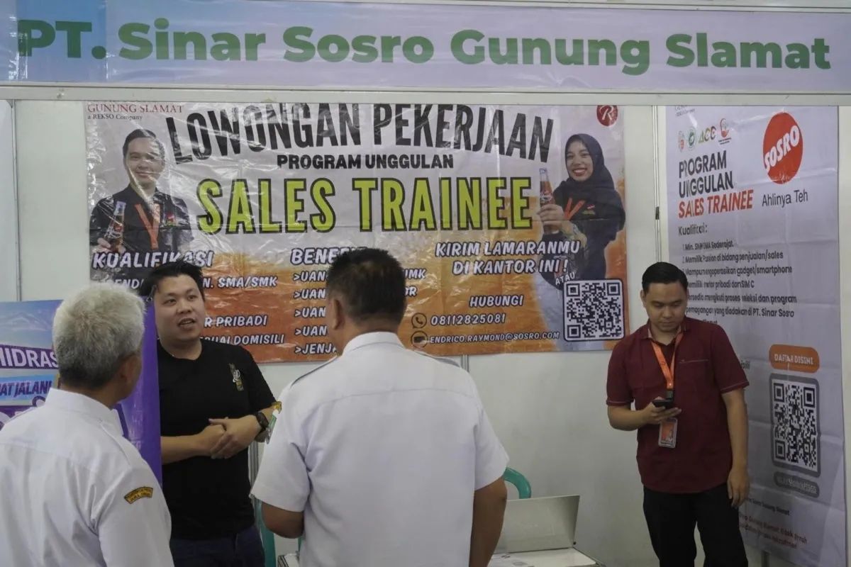 Peduli Masyarakat Bupati Blora Gelar Kegiatan Job Fair 2026, Ribuan Masyarakat Ajukan Lamaran