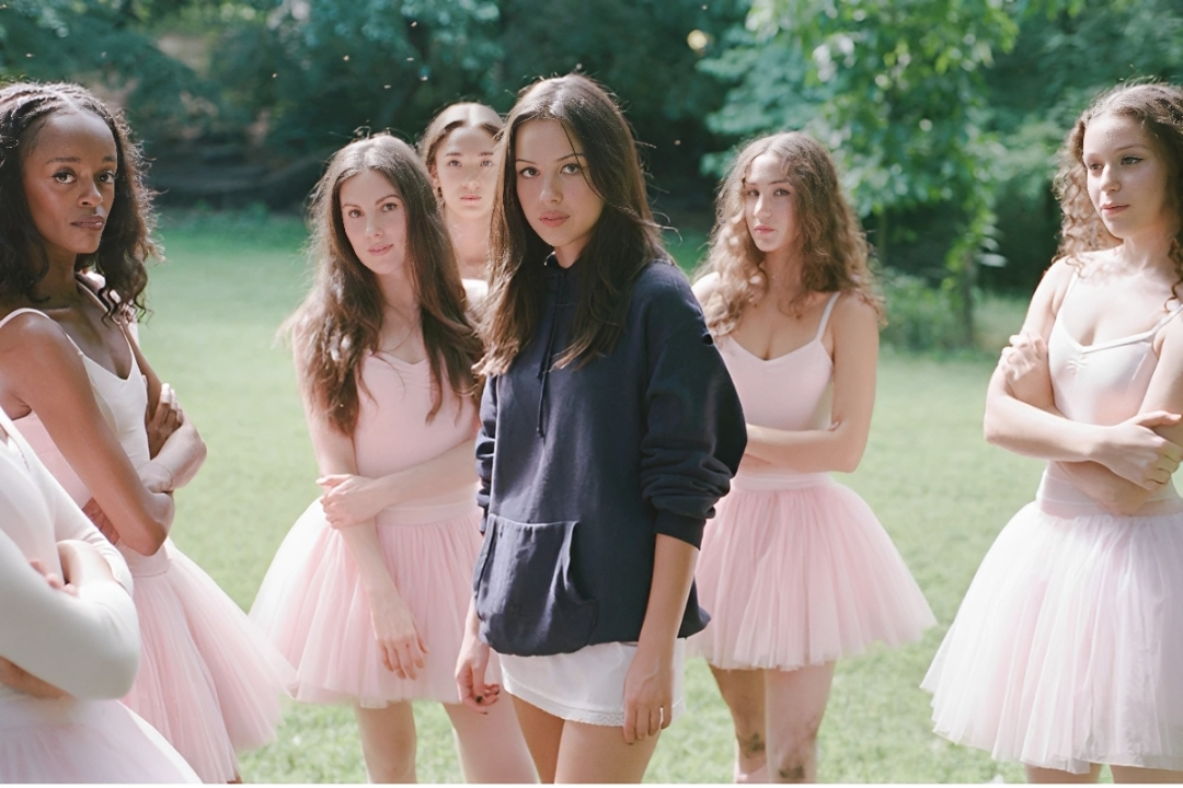 Olivia Rodrigo Rilis Stupid Song, Lagu Cinta yang Menggambarkan Obsesi dan Kegilaan