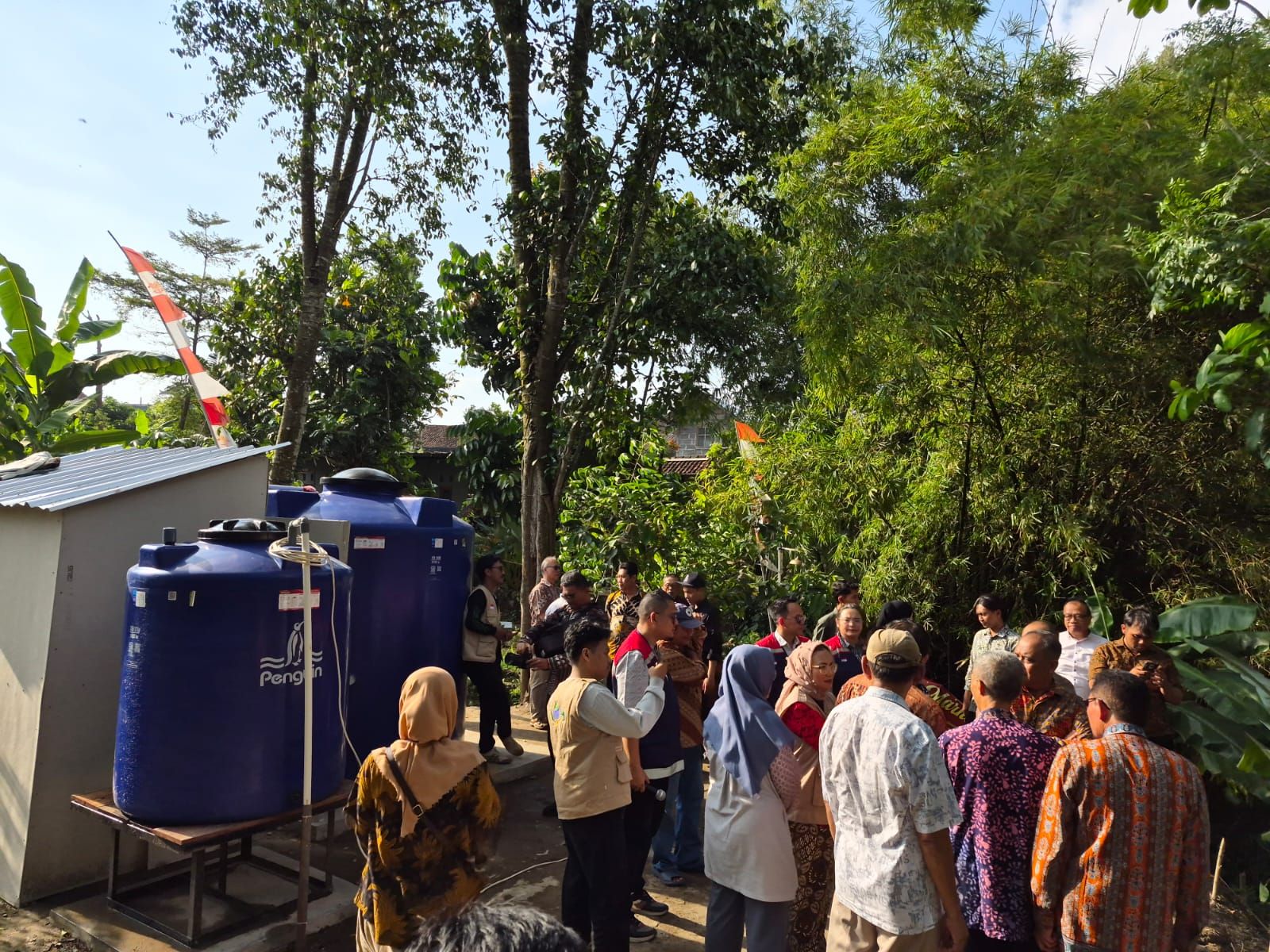 Atasi Krisis Air di Sleman, UGM dan Hutama Karya Ubah Air Hujan Jadi Air Minum