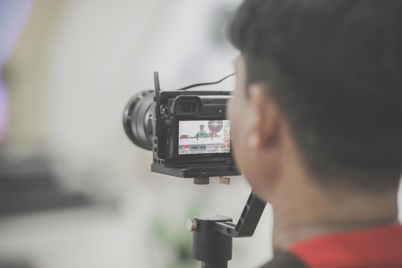 Kenali 10 Jenis Format Video: Perbedaan MP4, AVI, hingga Tips Memilihnya