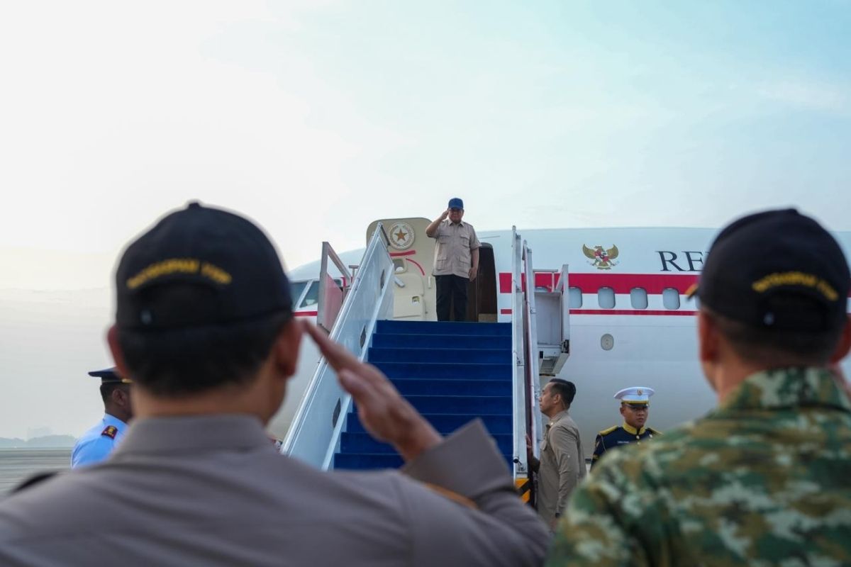 Prabowo Subianto Hadir di Puncak PENAS XVII Gorontalo, Teddy Indra Wijaya Juga Ikut