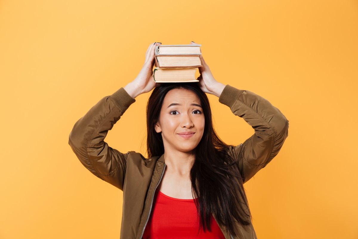5 Universitas dengan Jurusan Sastra Inggris Terbaik di Indonesia, Ada Kampus Incaranmu?