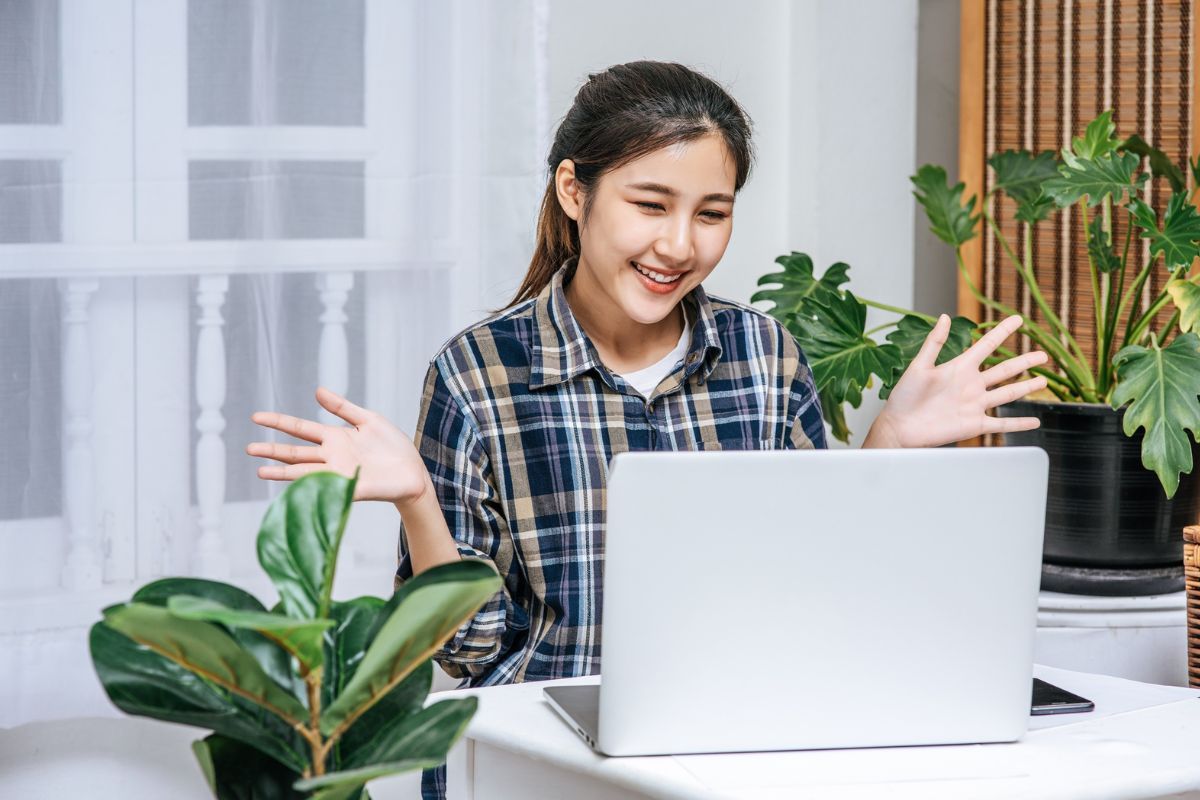 5 Tips Konsisten Mengerjakan Skripsi: Cocok untuk Mahasiswa yang Sering Demotivasi