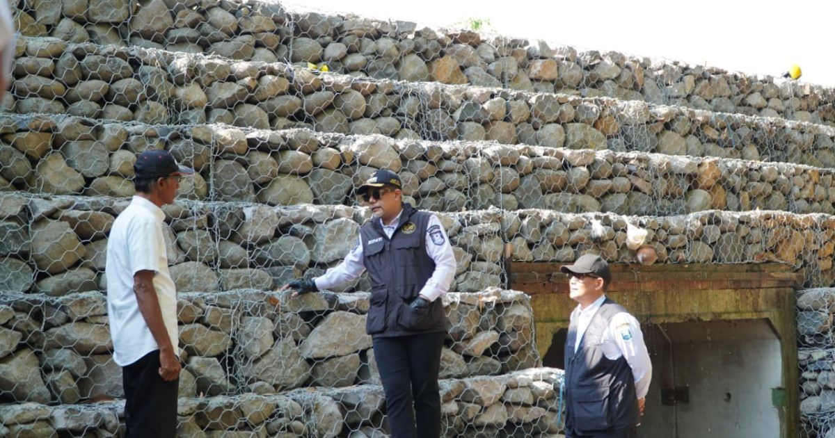 Bupati Probolinggo Sidak Infrastruktur dan Pelayanan Publik, Pastikan Pembangunan Berjalan Optimal