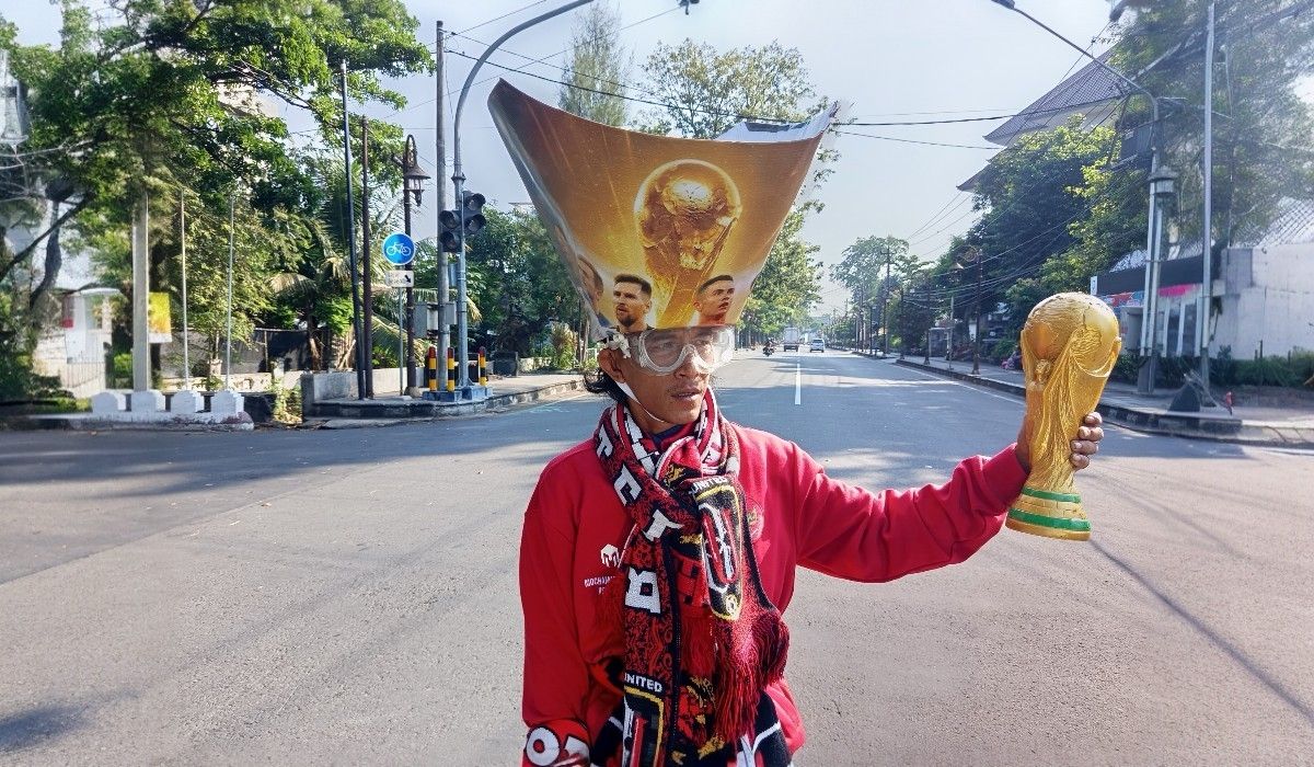 Tak ingin Kehilangan Momen, Supeltas asal Solo ini Ikut Meriahkan Euforia Piala Dunia 2026