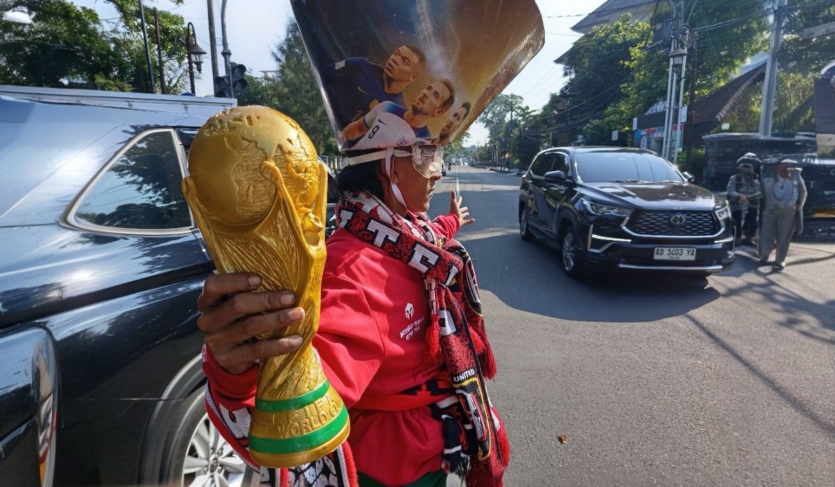 Tak ingin Kehilangan Momen, Supeltas asal Solo ini Ikut Meriahkan Euforia Piala Dunia 2026