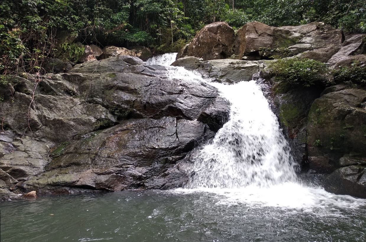 Eksplorasi Air Terjun Seratak Kotabaru: Surga Tersembunyi di Kalimantan Selatan