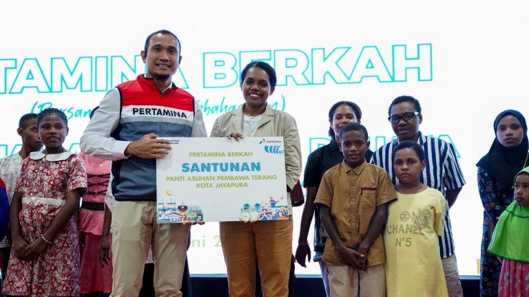 Pertamina Salurkan Santunan ke Lima Panti Asuhan di Jayapura