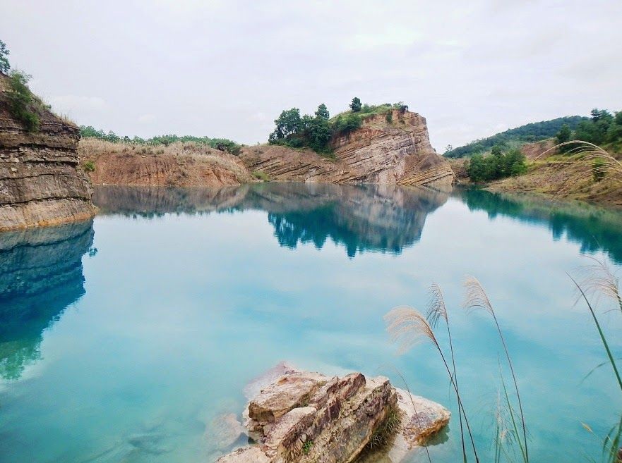 Pesona Danau Biru Paring Tali Pengaron: Permata Tersembunyi di Kabupaten Banjar