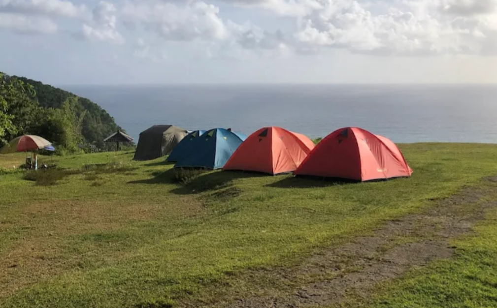 Menikmati Camping di Pantai Selatan, Saat Samudra Hindia Menjadi Teman Terbaik Melepas Penat