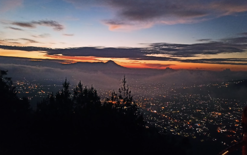 Menikmati Gemerlap City Light Kota Batu, Tiga Spot Malam yang Wajib Masuk Daftar Kunjungan