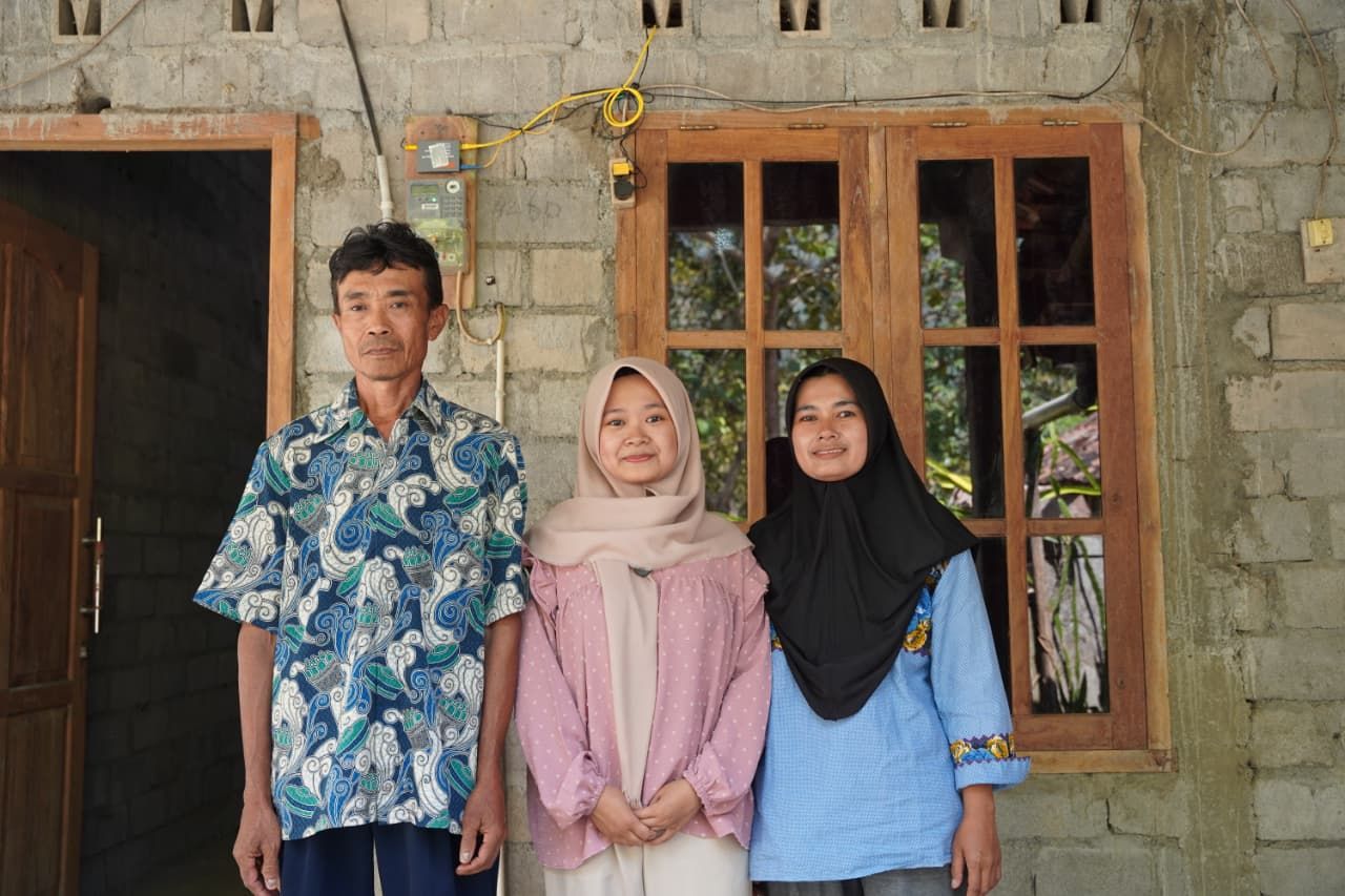 Kisah Leni Ismawati, Anak Buruh Tani Asal Gunungkidul yang Berhasil Raih Beasiswa 100 Persen di UGM