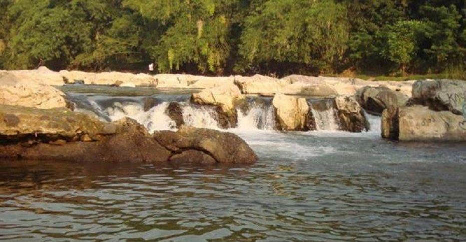 Wisata Air Manggasang Hantakan: Sisi Eksotis Sungai Meratus di Hulu Sungai Tengah
