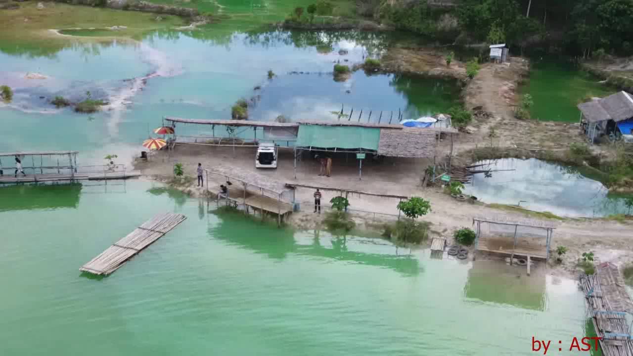 Pesona Danau Biru Tabur: Oase Eksotis di Perbatasan HSU dan Tabalong