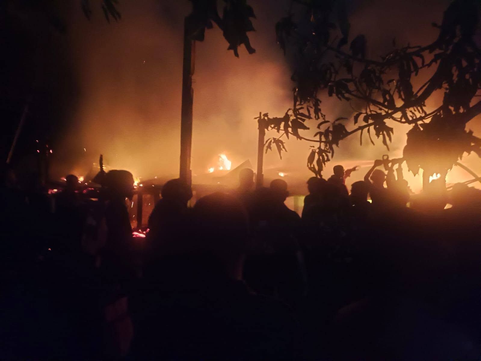 Rumah Kayu di Sebuku Hangus Terbakar, Kerugian Ditaksir Capai Rp200 Juta