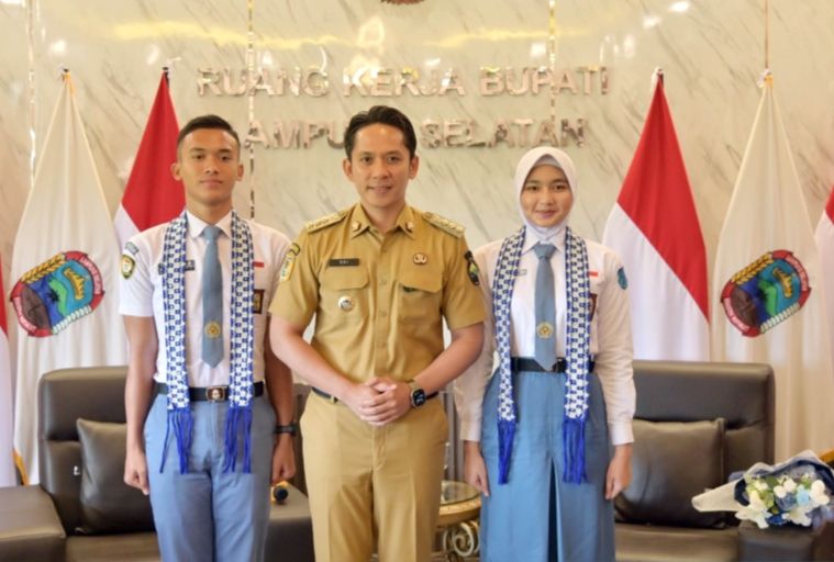 Bupati Egi Apresiasi Naufal dan Chika, Wakil Lampung di Paskibraka Tingkat Pusat 2026