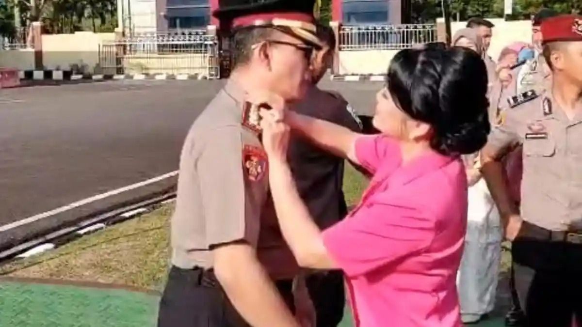 Kapolresta Pangkalpinang Indra Wijatmiko Naik Pangkat dari AKBP Menjadi Kombes Polisi