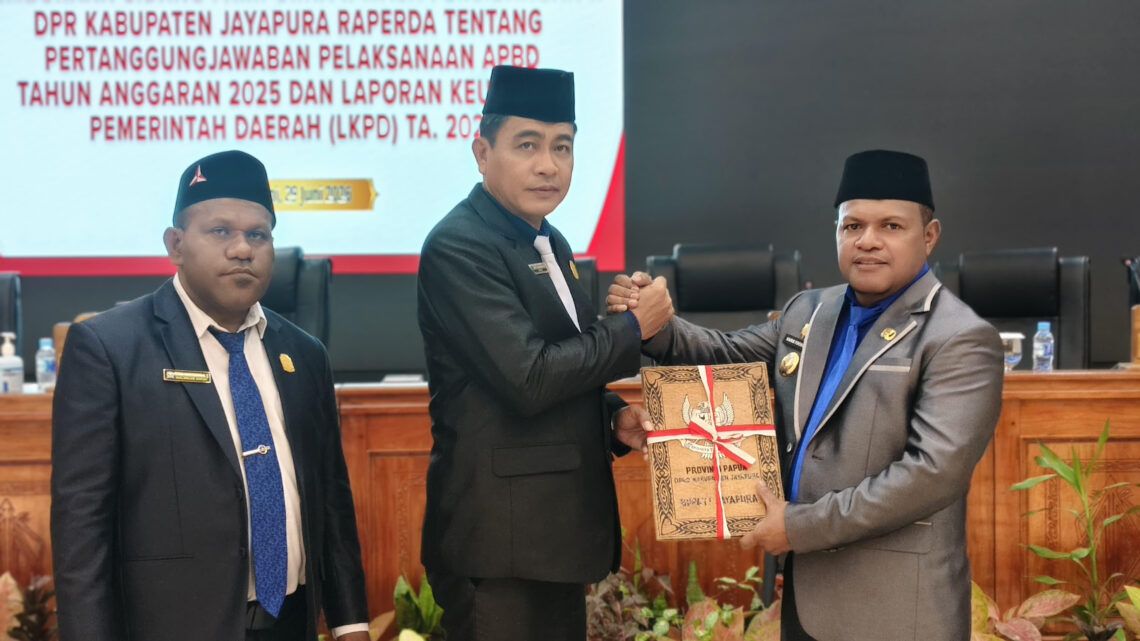 Pemkab Jayapura Ajukan Raperda Pertanggungjawaban APBD 2025 ke DPR