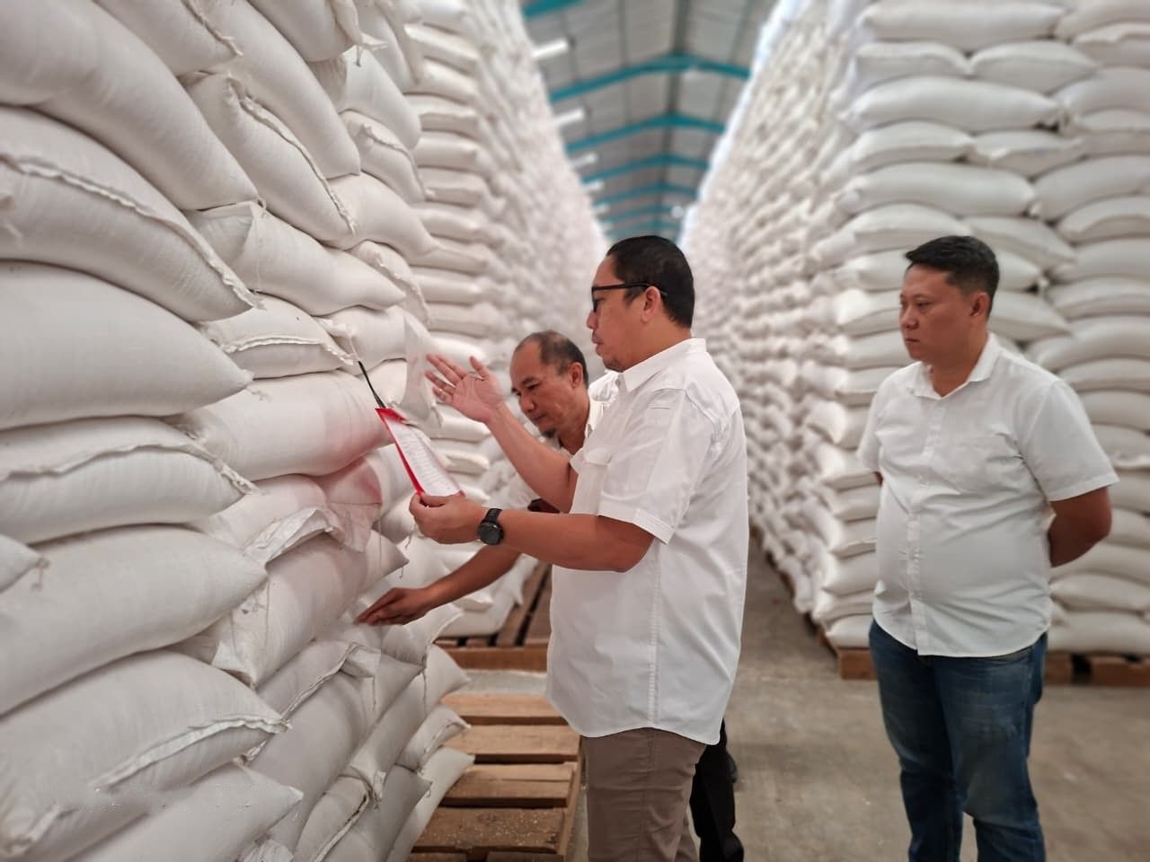 BULOG Lampung Siapkan Penyaluran Bantuan Pangan Beras Tambahan, Stok Capai 301 Ribu Ton