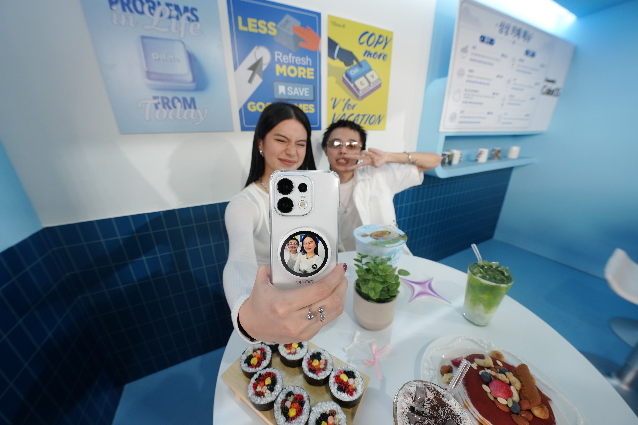OPPO Bubble Resmi Diperkenalkan, Aksesori Magnetik dengan Layar AMOLED untuk Bantu Selfie