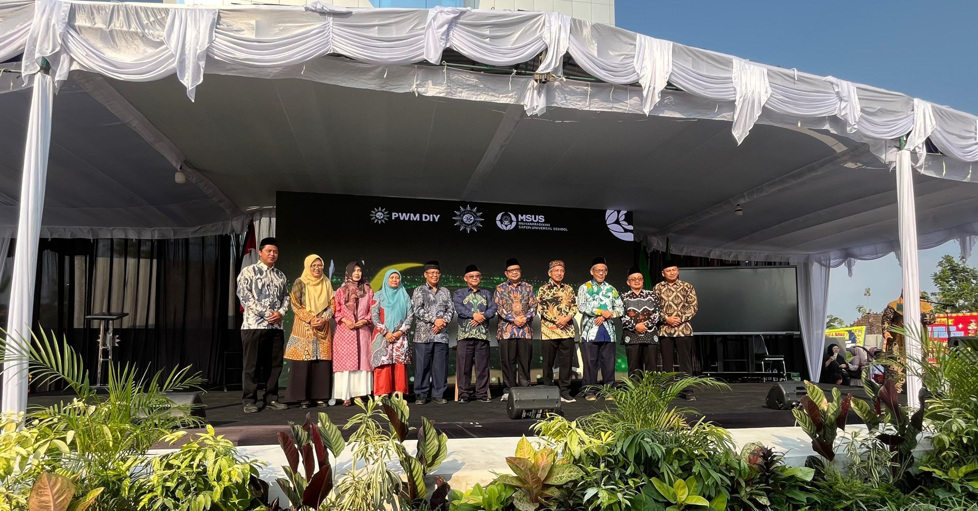 Gedung Baru Sapen Universal School Senilai Rp 32 Miliar Tanpa Utang, Mendikdasmen Abdul Mu ti: Ini Bukti Muhammadiyah Berkemajuan!