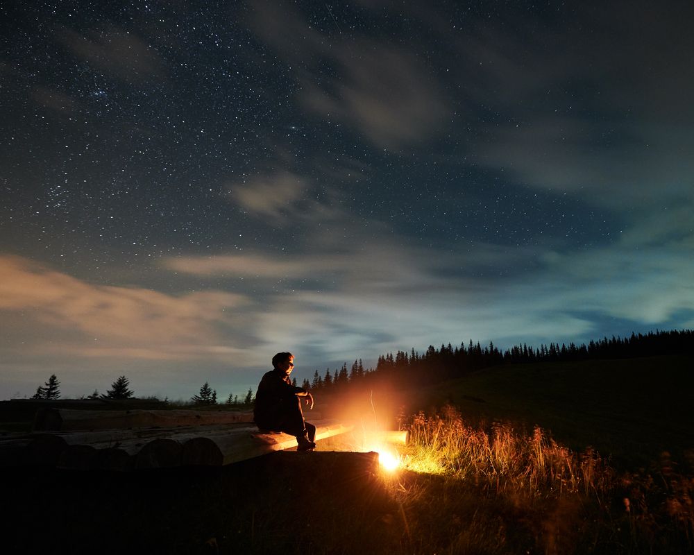 Rekomendasi Spot Stargazing Terbaik di Sultra untuk Melihat Bintang
