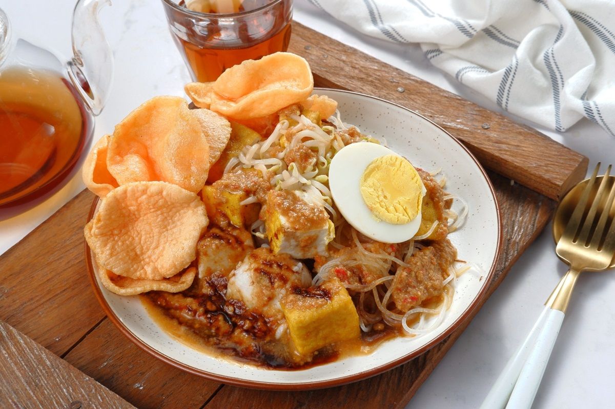 Gado-Gado vs Ketoprak, Mana yang Jadi Favorit Kamu?