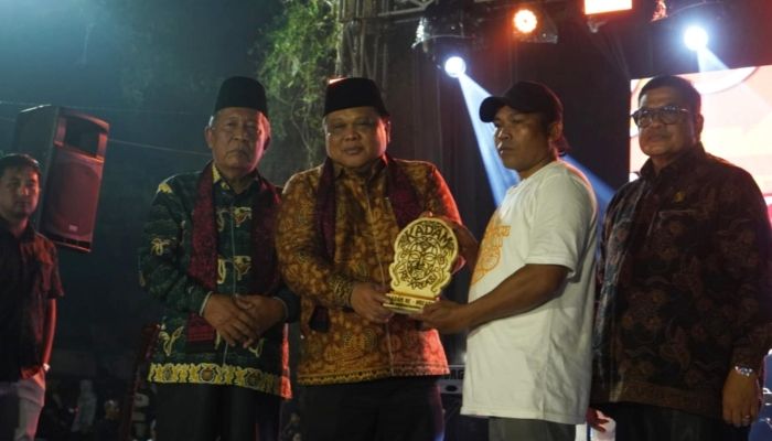 Wujudkan Pelestarian Budaya, Sekda Dampingi Wagub Buka Festival Kenduri Psko di Merangin