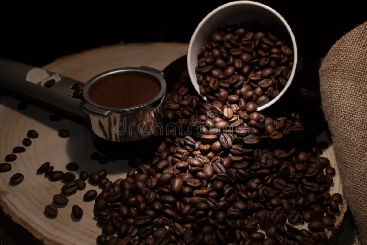 Dilema Kafein: Pahami Dampak Baik dan Buruk Konsumsi Kopi Harian bagi Tubuh Kamu
