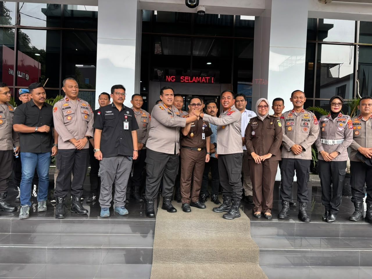 Jajaran Polresta Serang Kota Gelar Silahturohmi Dengan Kejari Serang Wujudkan Soliditas dan Sinergitas