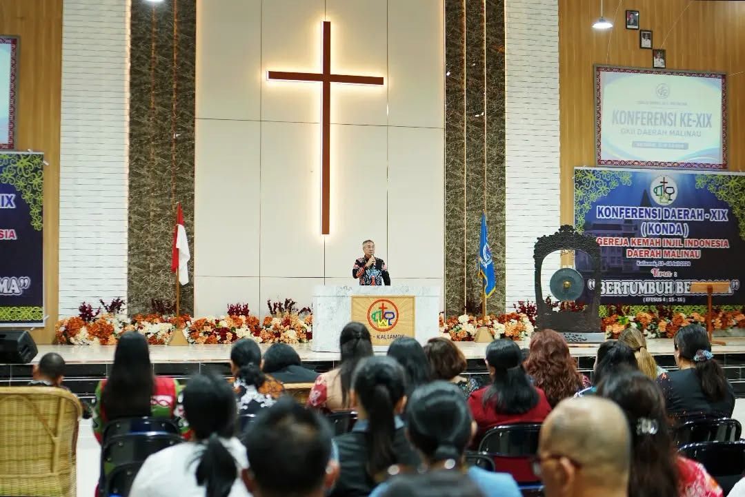 Bupati Wempi Harap GKII Malinau Terus Bersinergi Bangun Daerah