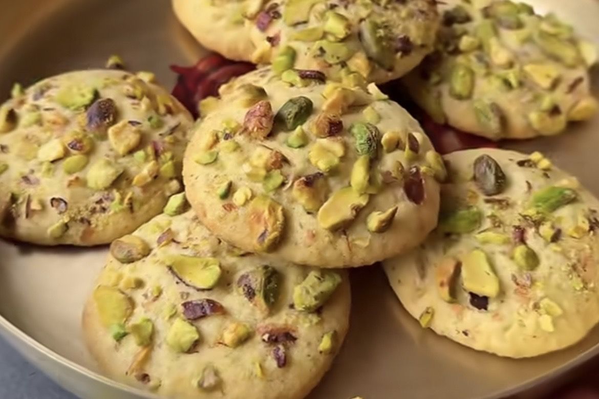 Resep Kue Kering Kesar Pista, Camilan Asal India yang Harum Saffron, dan Lumer di Mulut