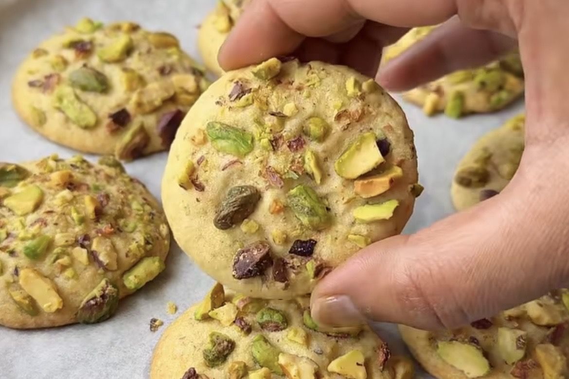 Resep Kue Kering Kesar Pista, Camilan Asal India yang Harum Saffron, dan Lumer di Mulut