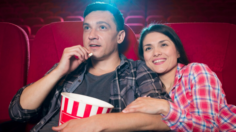 Tidak Disangka, Rutin Nonton Bioskop dan ke Museum Ternyata Bisa Memperlambat Penuaan