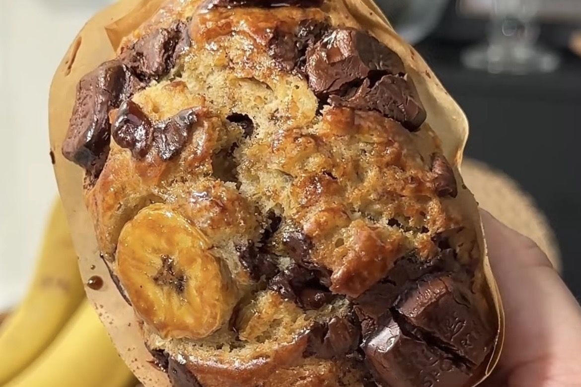 Cara Membuat Banana Chocolate Nut Loaf Ala Bakery, Moist dan Harum Pisang
