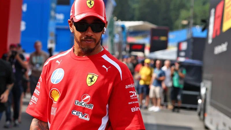 Sukses Besar di F1 2026, Lewis Hamilton Buktikan Keampuhan Strategi Tanpa Gunakan Simulator