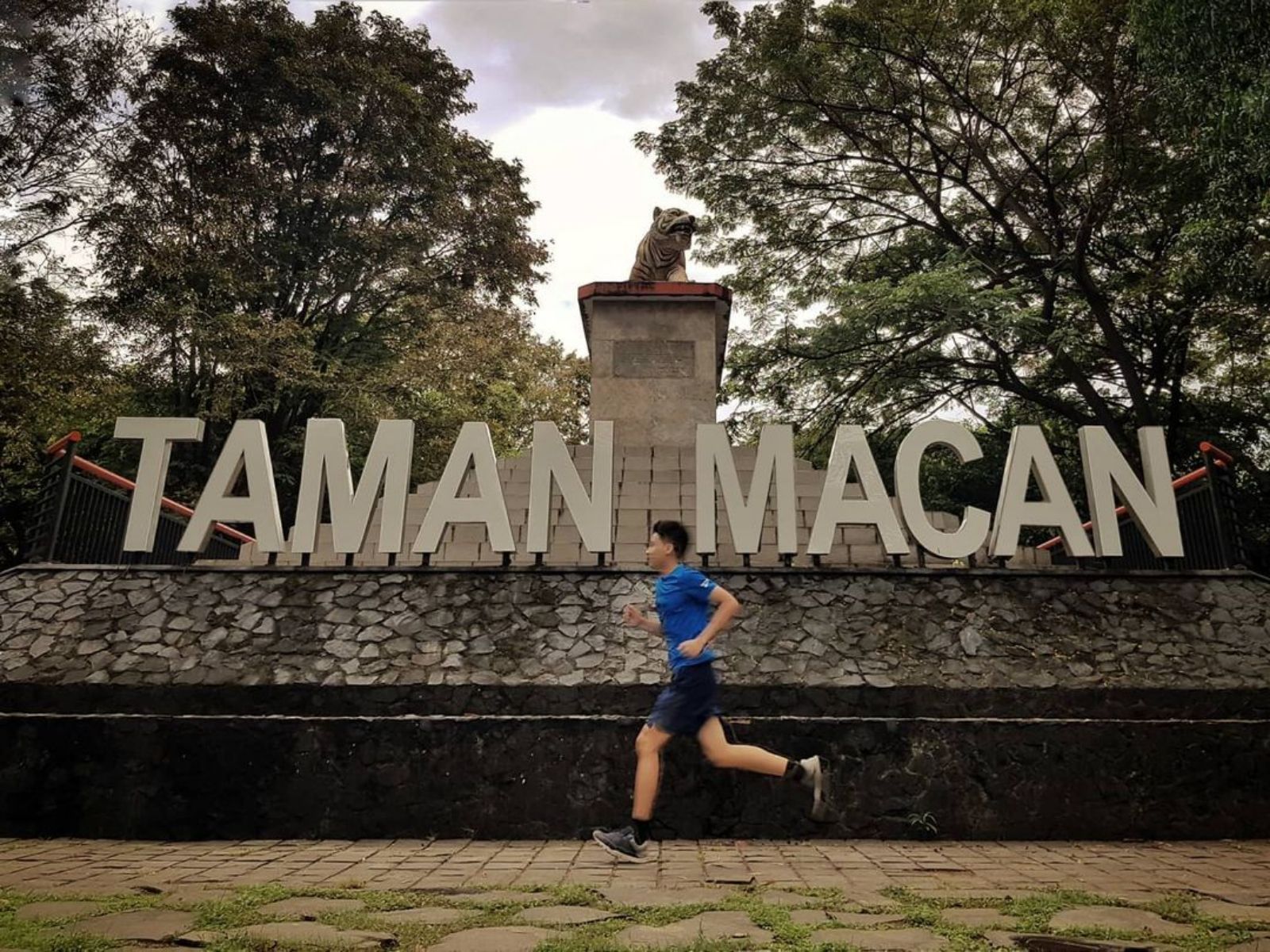 5 Rekomendasi Taman Kota Terbaik di Sulawesi Selatan, Cocok untuk Bersantai Bersama Keluarga