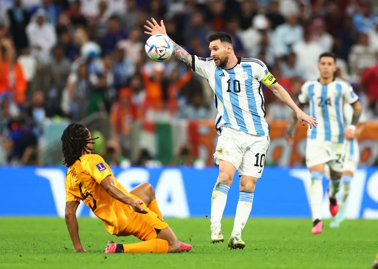 Biar Gak Bingung, Ini Aturan Resmi Handball dan Hukuman Penalti dalam Sepak Bola