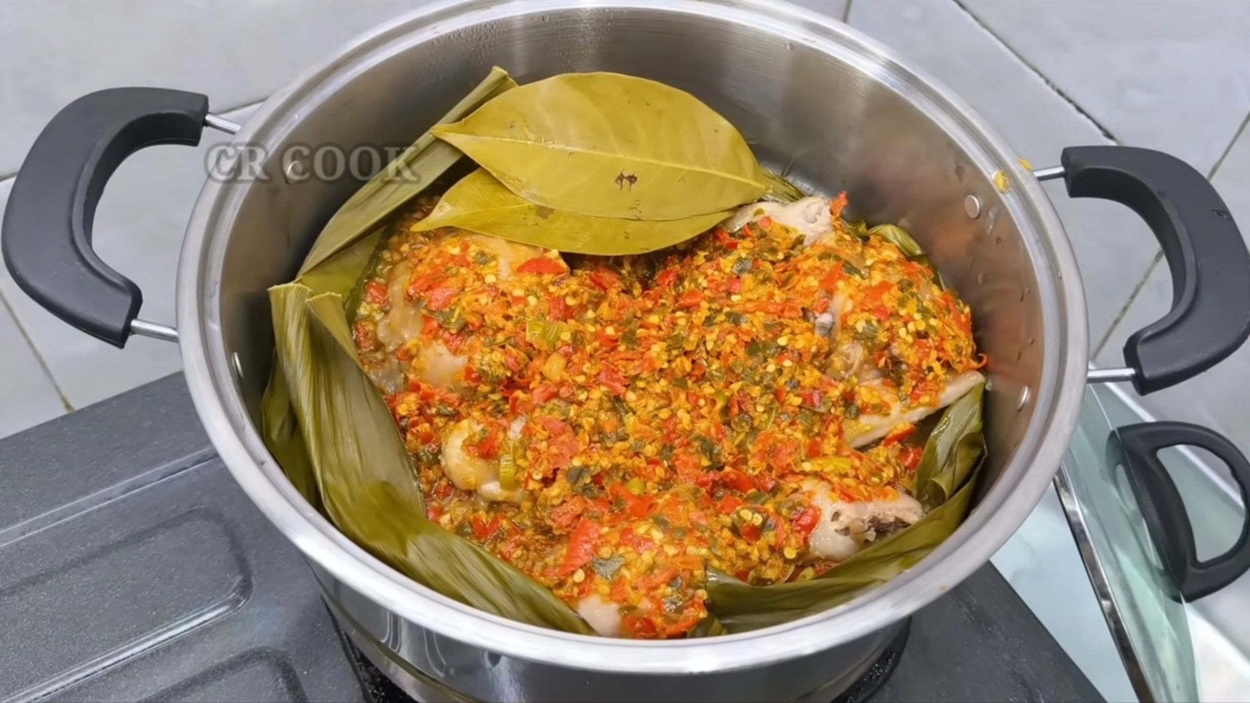Resep Ayam Songkem Khas Madura yang Gurih dan Pedas