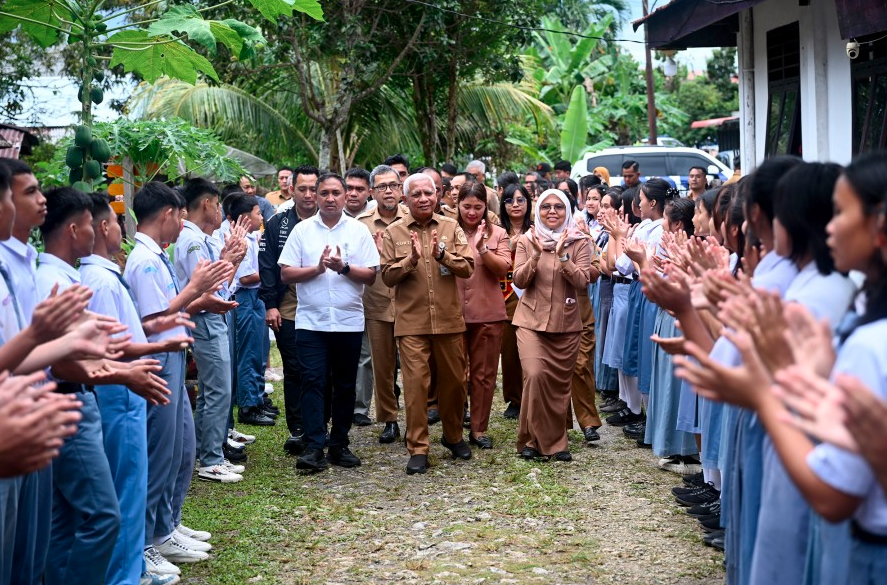 Kisah Perjuangan Siswa Asrama Nias Menginspirasi, Surya Beri Dukungan Raih Impian