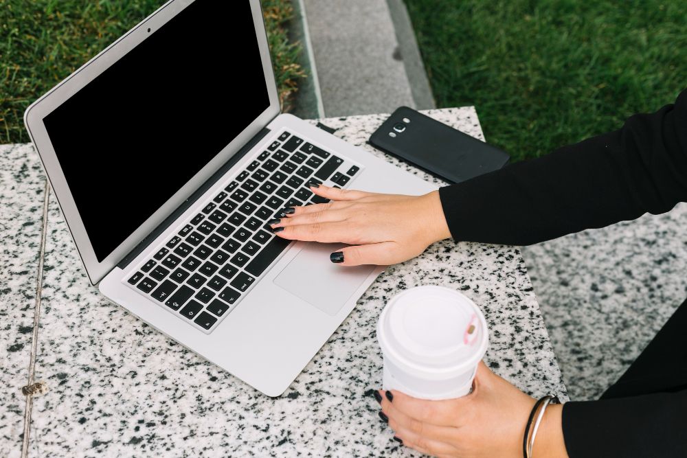 6 Tips Mengatasi MacBook Tak Bisa Connect WiFi, Mudah Dicoba!