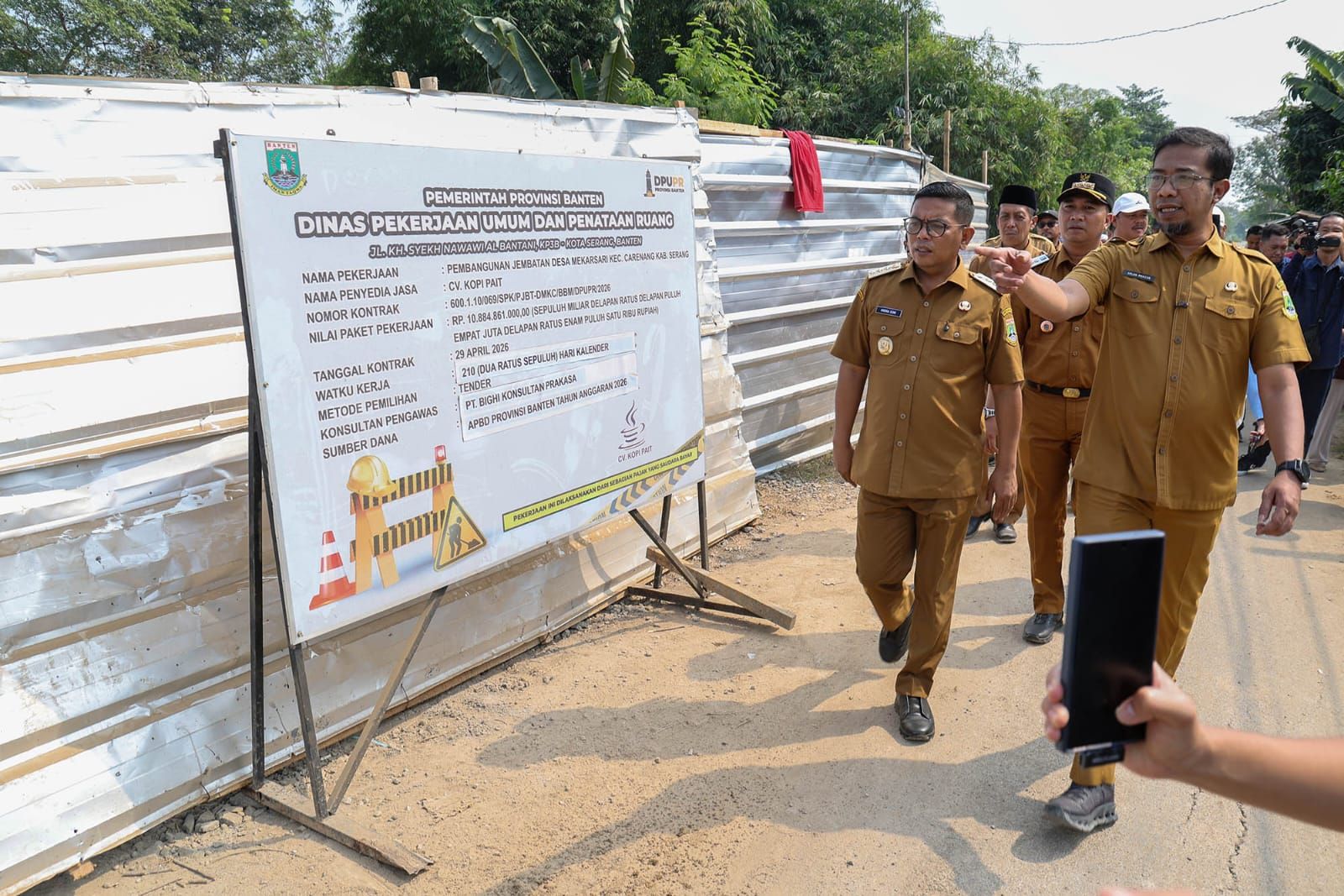 Jembatan Piano Desa Mekarsari Kabupaten Serang di Bangun Dengan Anggaran 10 Milyar