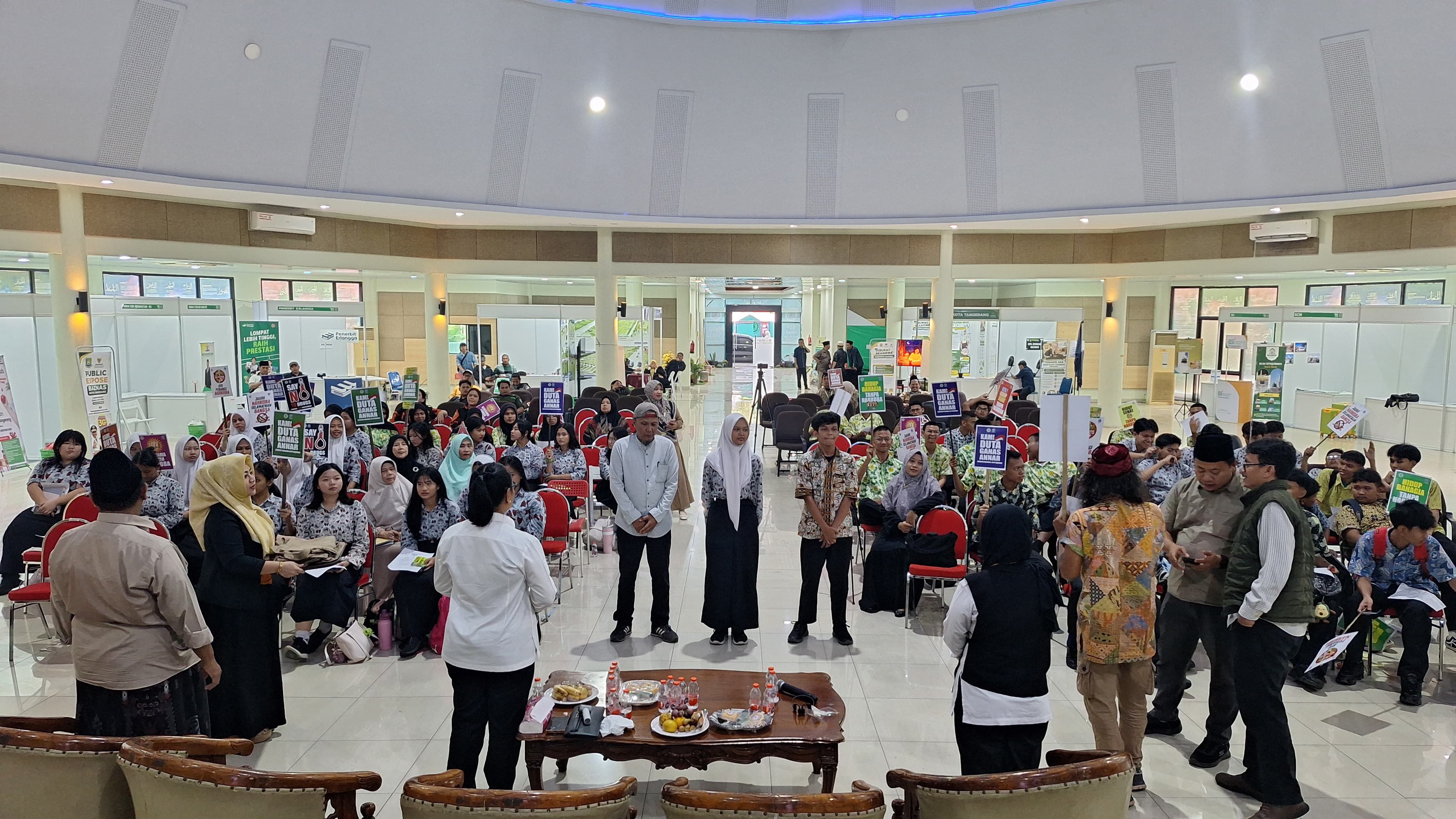 Bersama Dik Doang dan BNN, Ganas Annar MUI Kota Tangerang Perangi Narkoba