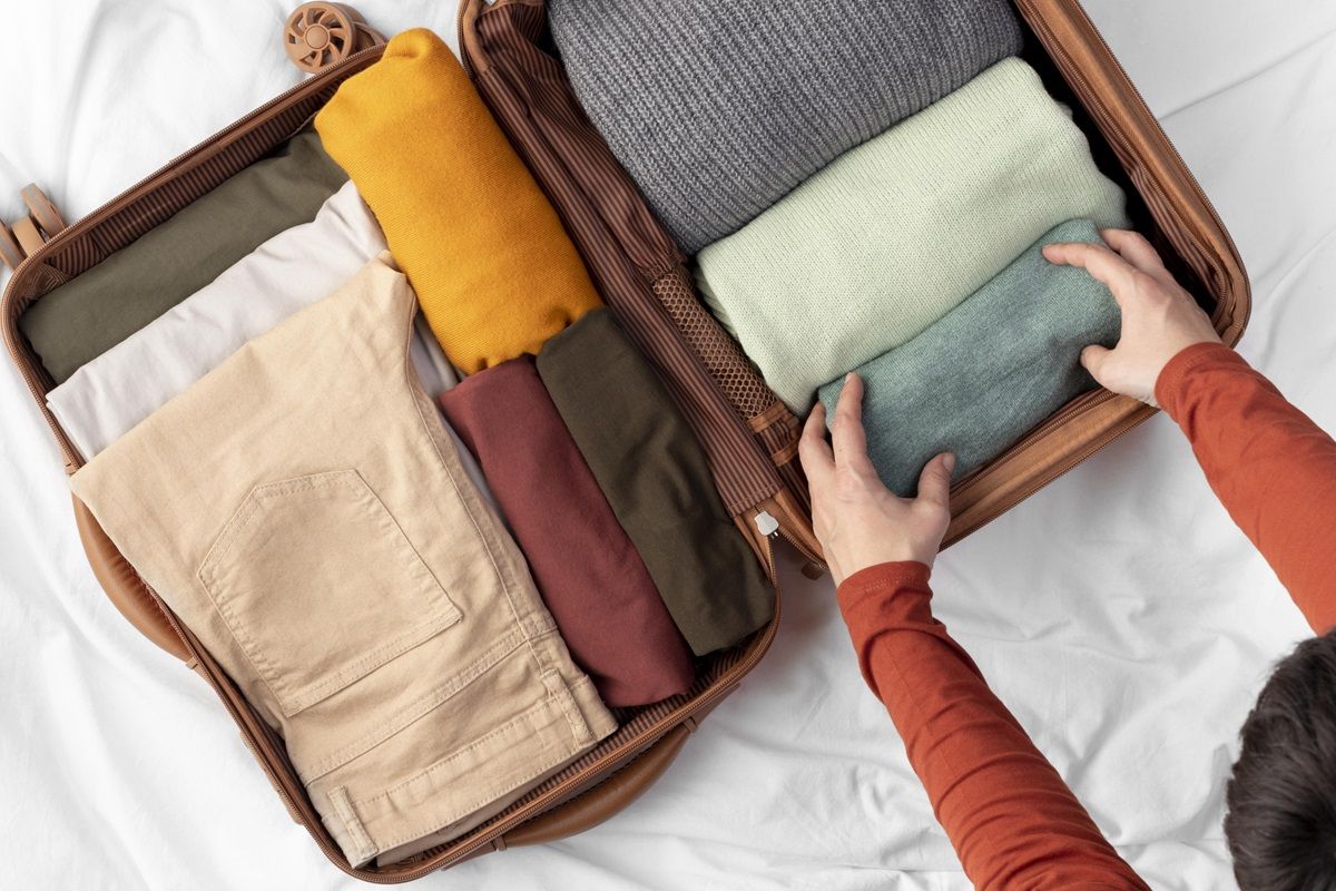 Cara Packing Koper ala Traveler Profesional, Muat Banyak tapi Tetap Rapi