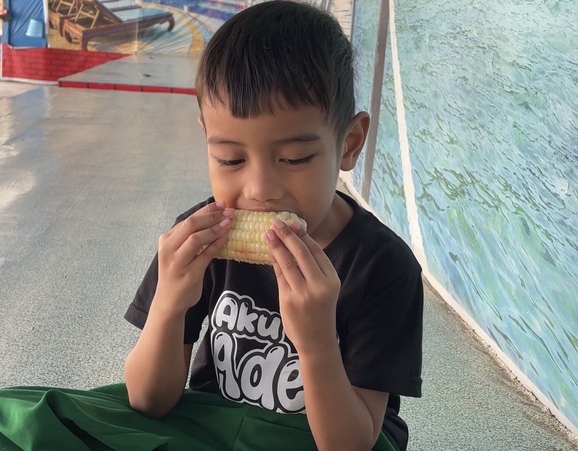 Jagung Rebus PJR Konawe, Kuliner Legendaris yang Tak Pernah Sepi Pengunjung